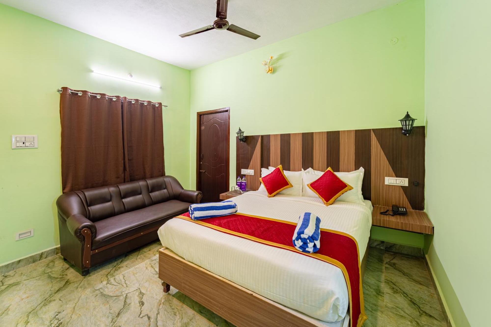 Hotel De Jardin Pondicherry With Swimming Pool Exterior photo